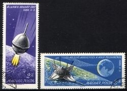 1966  Landung von LUNA 9 auf dem Mond 