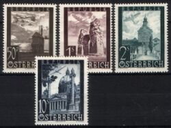 1947  Flugzeug über Landschaften oder Gebäude