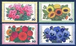 1976  Wohlfahrt: Gartenblumen