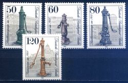 1983  Historische Straßenpumpen in Berlin