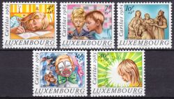 1985  Caritas: Kinderporträts - Weihnachten