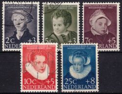 1956  Voor het Kind: Kinderportrts  