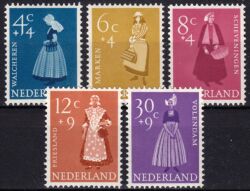 1958  Sommermarken zugunsten sozialer Fürsorge: Trachten