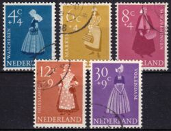1958  Sommermarken zugunsten sozialer Fürsorge: Trachten