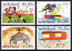 1976  "Voor het Kind": Kinderzeichnungen