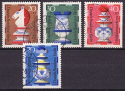 1972  Wohlfahrt: Schachfiguren