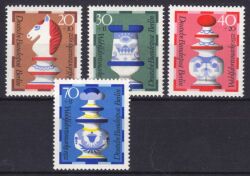 1972  Wohlfahrt: Schachfiguren