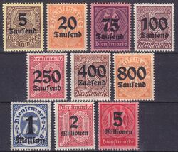 1923  Dienstmarken mit neuem Wertaufdruck -