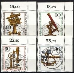 1981  Jugend: Optische Instrumente