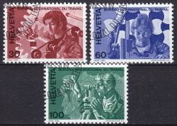 1975  Mensch und Arbeit ( ILO )