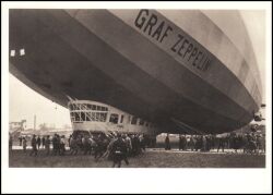 1999  Luftschiff "Graf Zeppelin" nach der Landung