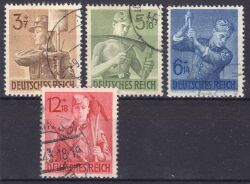 1943  8 Jahre Arbeitsdienst