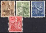 1943  8 Jahre Arbeitsdienst