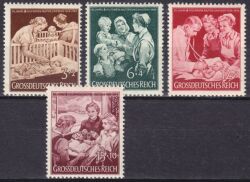 1944  10 Jahre Hilfswerk "Mutter und Kind"