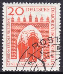 1958  Bau des Seehafens Rostock