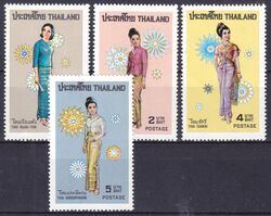 Thailand 1972  Thailndische Frauentrachten