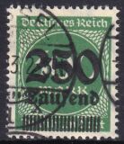 1923  Freimarke mit neuem Wertaufdruck