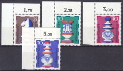 1972  Wohlfahrt: Schachfiguren